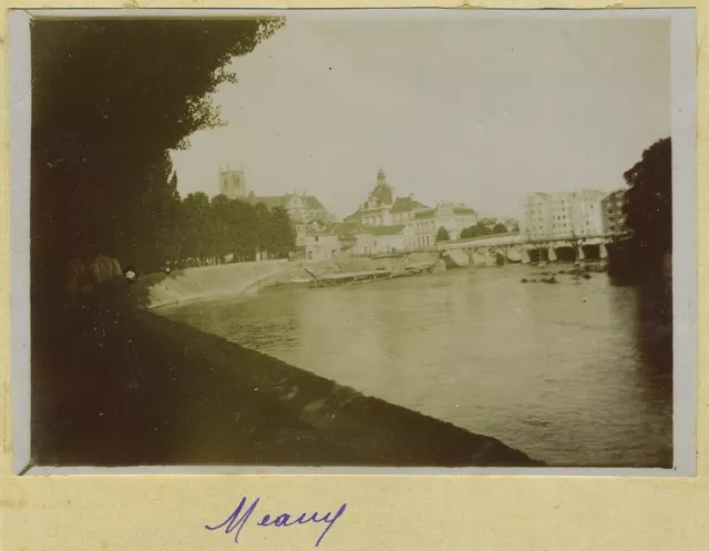 Vue de Meaux (Seine-et-Marne). Tirage citrate circa 1904-06.