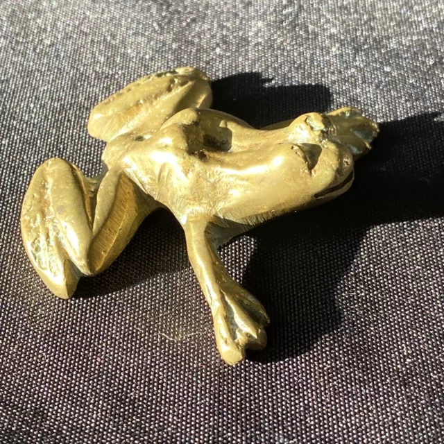 Vintage Brass Frog Sculpture Paperweight Decor Collectible