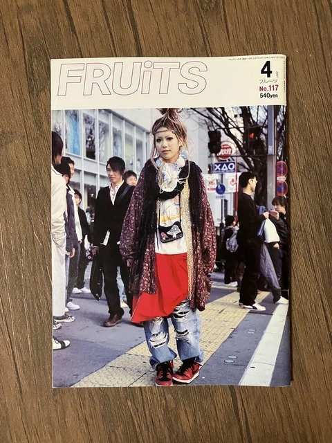 【FRUiTS】雑誌 フルーツ 表紙YOPPY / No.27 1999年10月 FRUiTS フルーツ 1999年 10月 No.27 - メルカリ