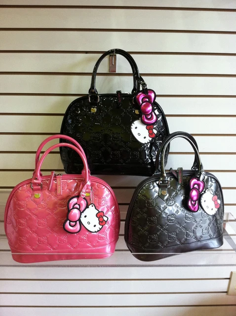 Peeling Hello Kitty Purse 40th Anniversary : r/Loungefly