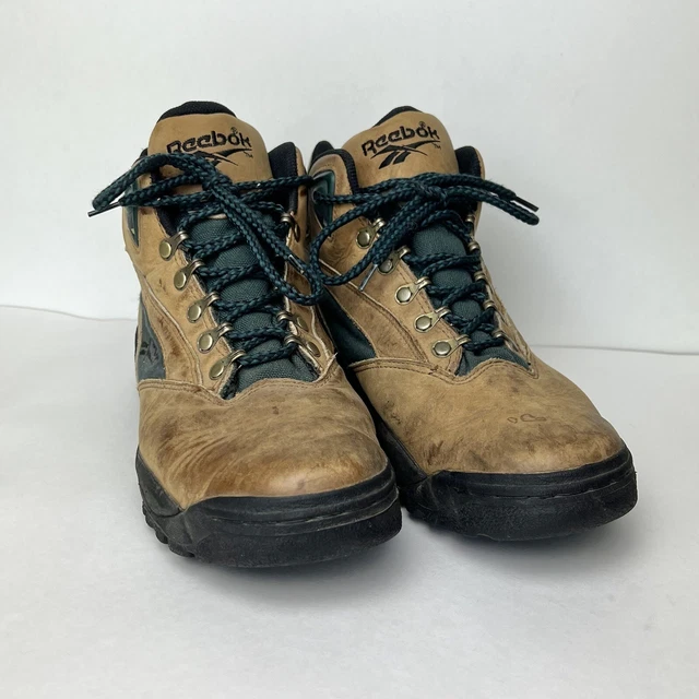 reebok walking boots