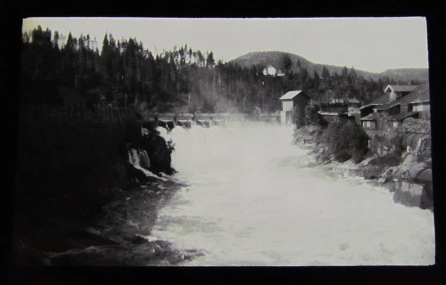 Glas Magic Laterne Rutsche WASSERFALL IN PAPIERMÜHLE C1920 NORWEGEN FOTO