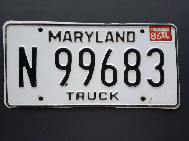 1986 Maryland Auto Truck License Plate N 99683