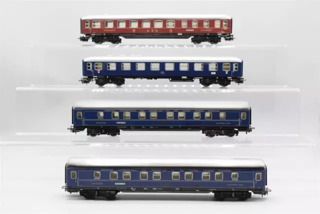Märklin H0 Konvolut Reisezugwagen blau, Speisewagen rot, Schlafwagen blau, DB/DS