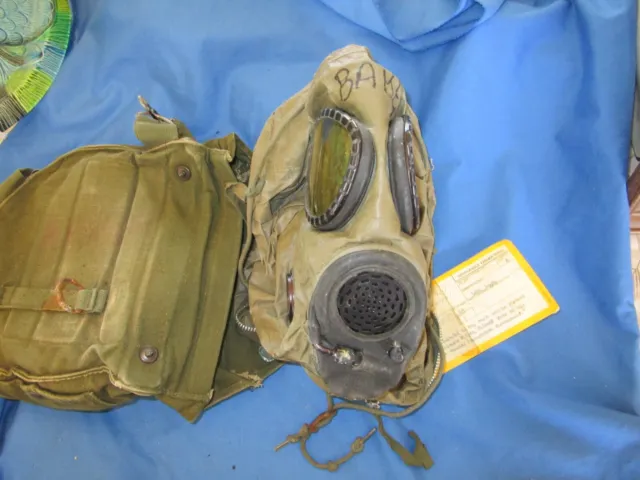 US Army M17A1 Gas Mask Medium w/  Canvas Bag & cover - Last inspected in 1994
