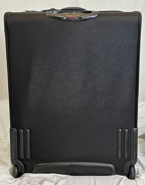 TUMI Alpha black nylon, 2-wheel, exp'd suiter 22028DH (28x21x12-14.5"), Thailand 4