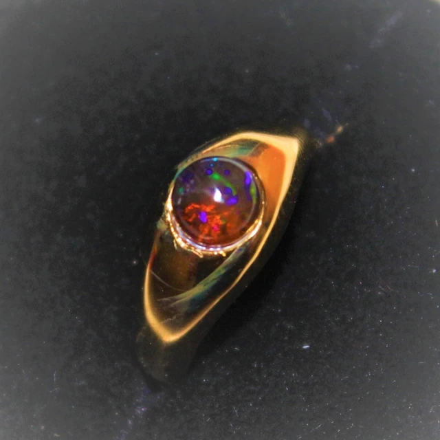 Opale Noire à Multicolore de 0,630 ct - Bague Acier Inoxydable Doré