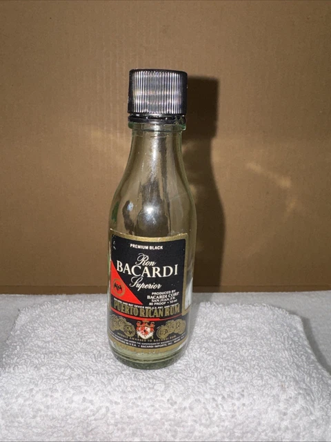 Liquor, Modern (1900-Now), Bottles, Bottles & Insulators