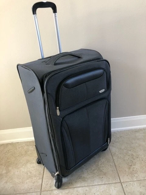 1 Used Grey Skyline Suitcase