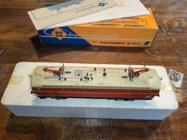 ROCO 43558 - Locomotive électrique 1044 des ÖBB – Antique MarcBea