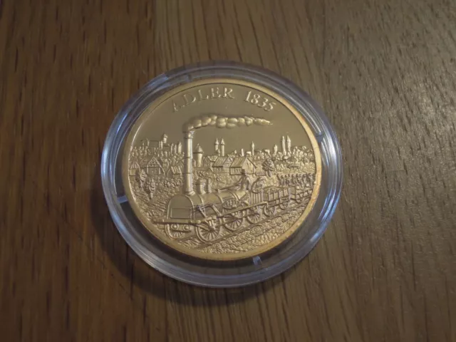 Medaille Geschichte der Eisenbahn Motiv Adler, CuNi vergoldet, 12g, 30mm