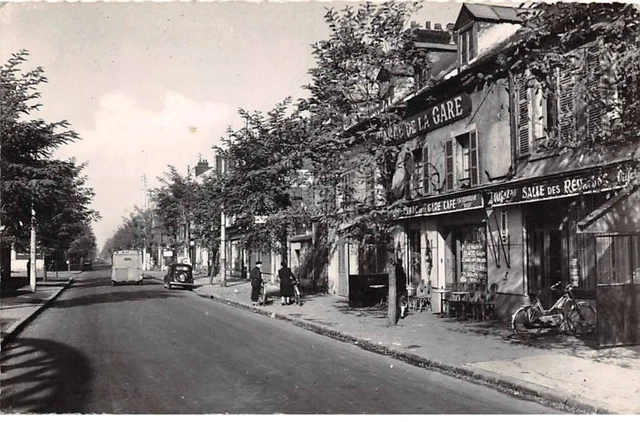 95 - PERSAN - SAN23240 - Rue Gaston Vermeire - CPSM 14X9 cm