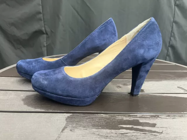 Adrienne Vittadini Prestin Suede Platform Pump 2