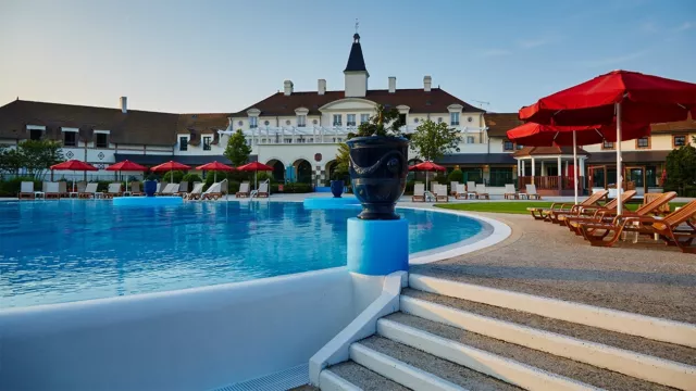 Marriott d'ile-de-France Resort Villa 2 Bedrm 6/1-6/7. France near Paris/Disney