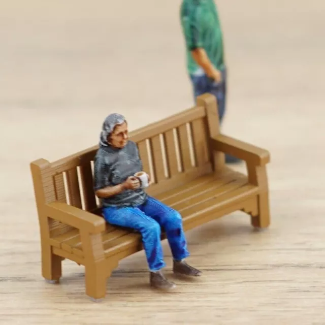 Model Railway Wooden Bench (x2)  - OO Gauge, Hornby 1:76 4mm Scale Park Bench