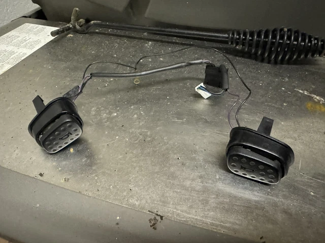 Interruttore Luce Retromarcia Per Land Rover Discovery 2 E Defender: Codice AMR3918, A 2 Poli, Fino A 2006