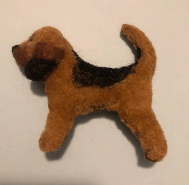 Bloodhound Dog  Part Needle Felted New  Brooch