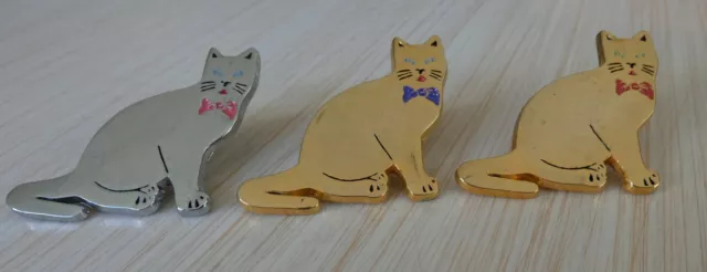 Beau Lot 3 Pin's Animaux Animal Chat 3.90 Cm Au Plus Haut