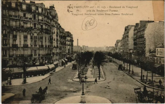 CPA PARIS 15e Boulevard de Vaugirard pris du Boulevard Pasteur (65756)