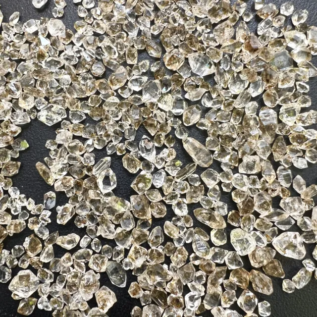 Petroleum Quartz Small Crystals (UV Reactive) Raw Natural Wholesale Lot Gemstone 3