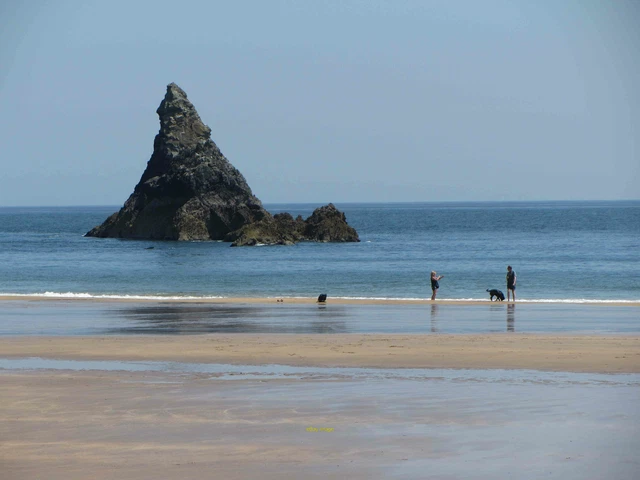 Photo 6x4 On the beach at Broad Haven A family paddle in the sea at Broad c2016