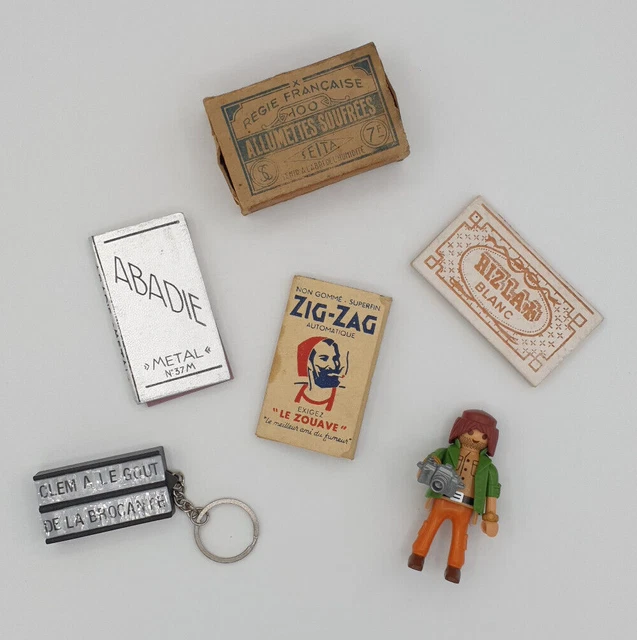 Lot de 3 paquets de papiers à cigarettes et une boite d'allumettes Régie Fr