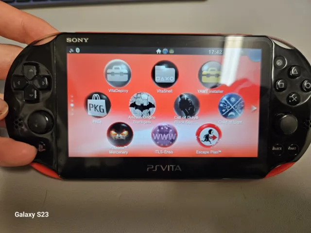 PS Vita Red fully Modded Very Clean
