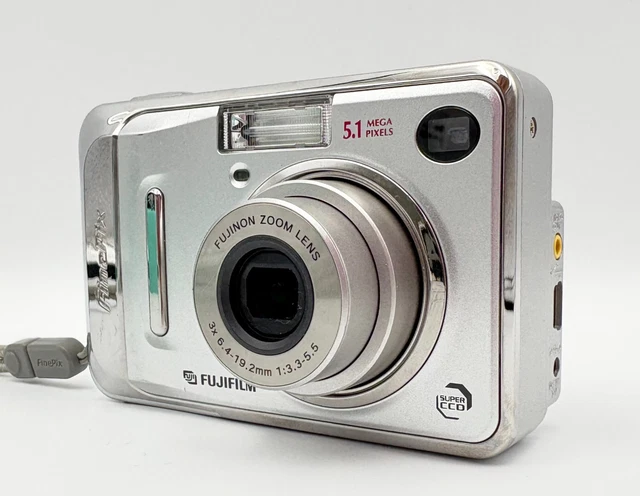 Fujifilm FinePix A500 5.1メガピクセル　動作未確認 Fujifilm A500 Review