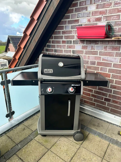 Weber Spirit E 210 Gasgrill inkl. Drehspieß und Abdeckung