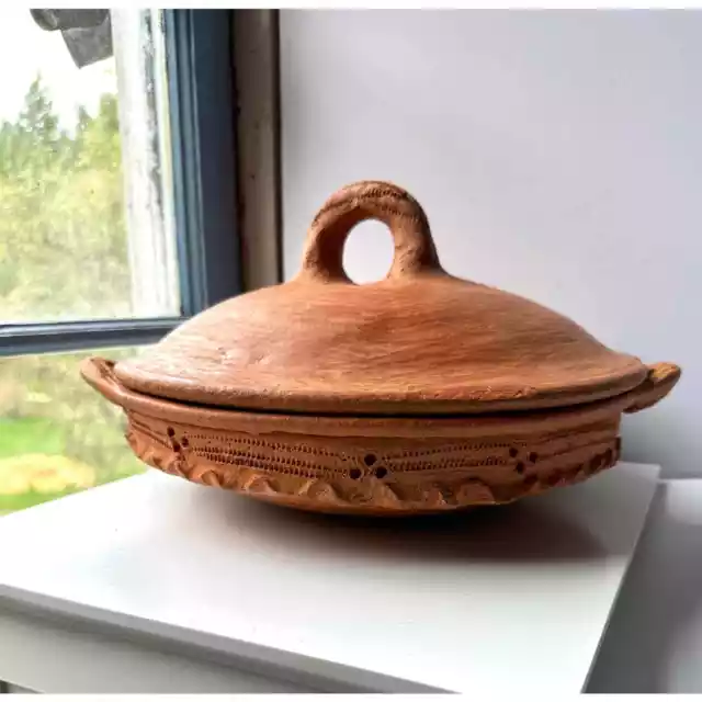 Vintage Moroccan Clay Pot Cooking Tagine Hand Crafted Beautiful Patina Vintage Moroccan Clay Pot Cooking Tagine Hand Crafted Beautiful Patina