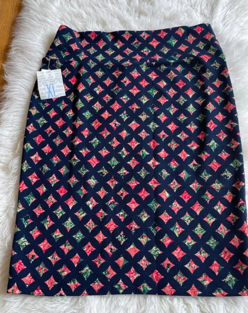 Lularoe Size XL Cassie Navy Diamond Print A-line Skirt NWT Unicorn Bin S Lularoe Size XL Cassie Navy Diamond Print A-line Skirt NWT Unicorn Bin S