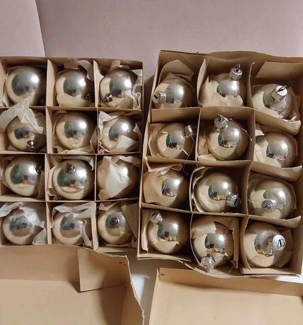 ALTE 24 WEIHNACHTSKUGELN Christbaumschmuck Glas DDR Silber matt