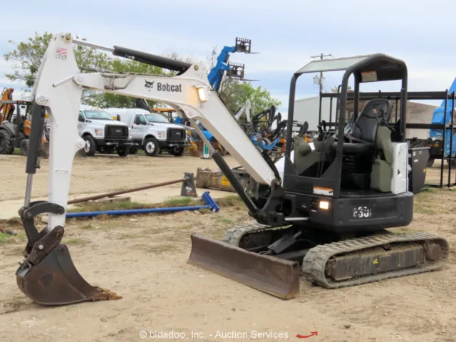 2016 Bobcat E35I Hydraulic Mini Excavator Backhoe Aux Hyd 12 Bucket