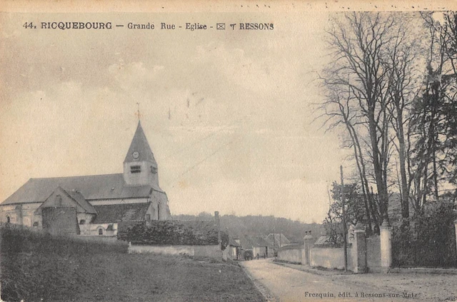 Cpa 60 Ricquebourg Grande Rue Eglise