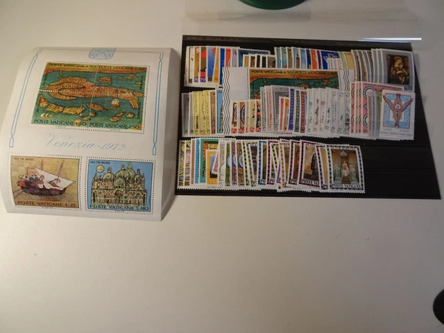 Vatican Vintage 1970-74 Mint Complete (26162)