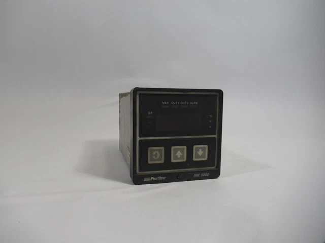 Partlow 2131101 Temperature Controller MIC 2000 ! WOW !