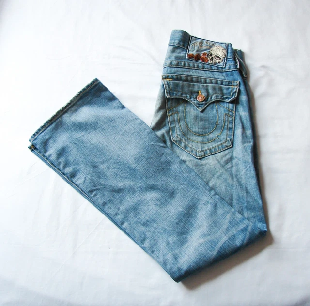 Men's True Religion Light Wash Distressed Flared Bootcut Denim Jeans 30x34 Men's True Religion Light Wash Distressed Flared Bootcut Denim Jeans 30x34