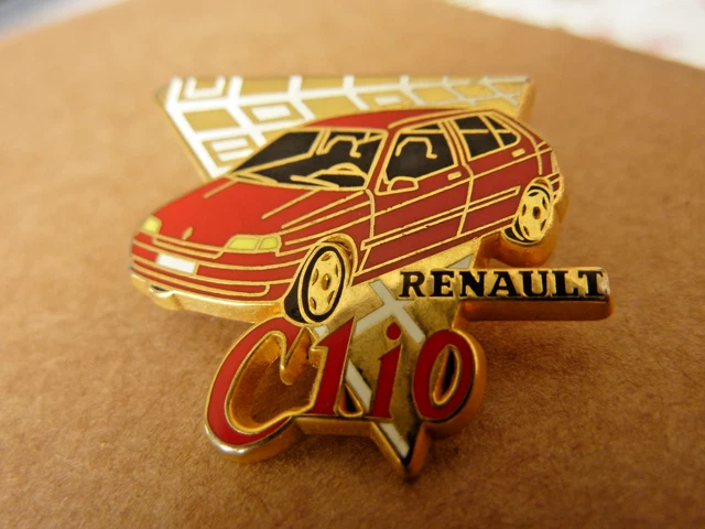 Lot De Pins : Chez Jenny, Cigogne, Arthus Bertrand, Ballard – Occasion TB
