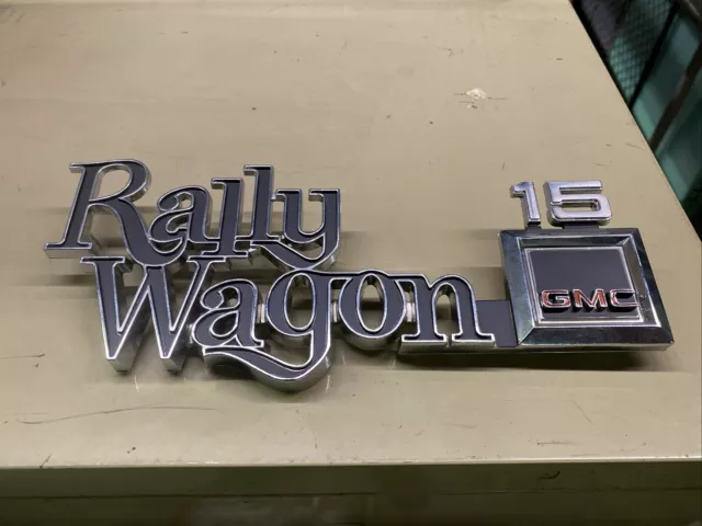 GMC Rally Wagon Fender Badge Emblem GM, NOS