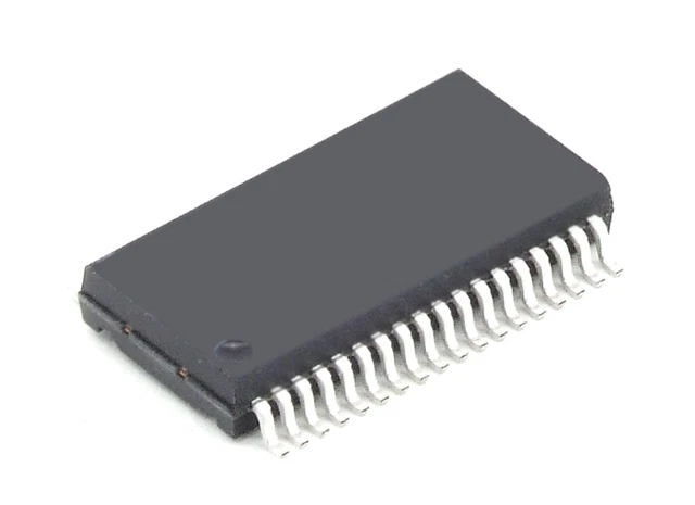 Maxim Triple-Output Bloc D'Alimentation Contrôleur Ic SSOP-36 SMD Puce