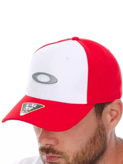 Oakley White-Red Tincan Curved Peak Flexfit Cap - L/XL