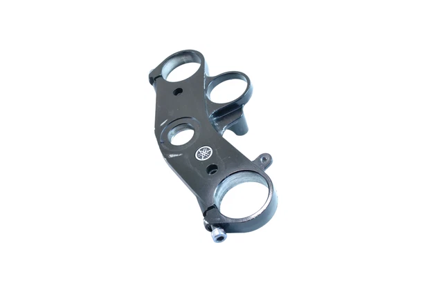 YAMAHA YZF-R6 UPPER triple tree fork clamp top yoke 2006 21861797 £65. ...