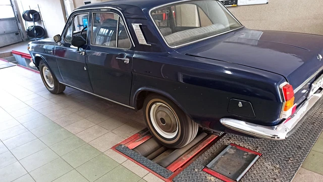 Wolga GAZ 24, bj. 1971, oldtimer. Viele fotos und video 24