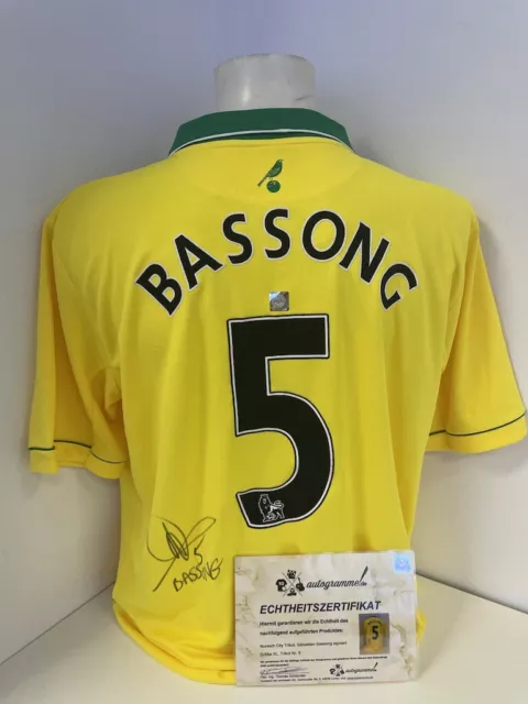 Norwich City Trikot Sebastien Bassong signiert Autogramm Fußball England XL