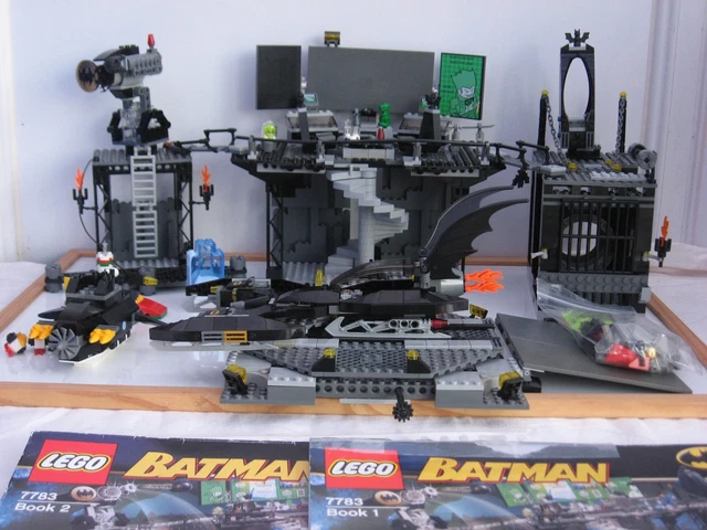 LEGO 7783 BATMAN The Penguin and Freeze's Invasion