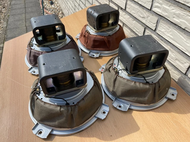 QUAD ( 4 ) 10" = 25 cm Alnico ISOPHON SPEAKER 1960 woofer Klangfilm X stiched QUAD ( 4 ) 10" = 25 cm Alnico ISOPHON SPEAKER 1960 woofer Klangfilm X stiched