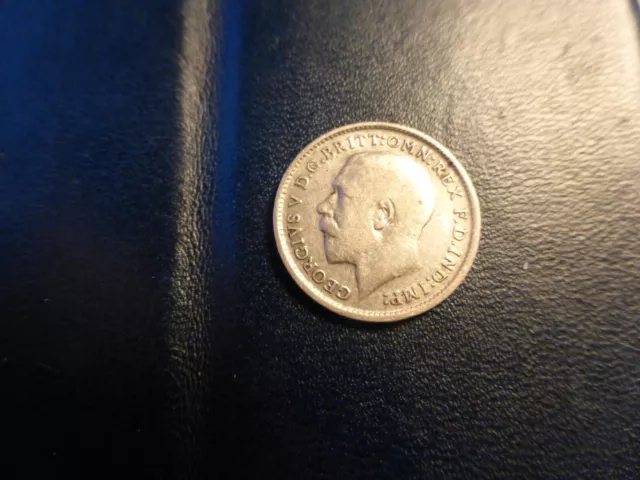 George V 1913 nice grade silver threepence