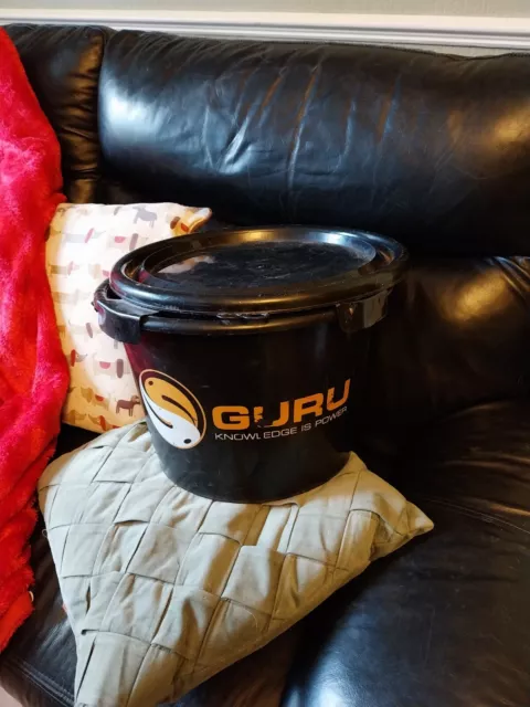 guru bait bucket And Maggot Riddle