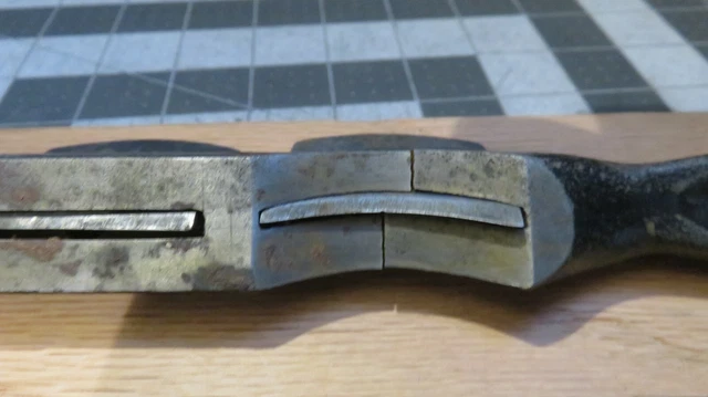 Vintage Stanley No. 60 Double Cutter Spoke Shave- 1 Concave & 1 Flat Blade 3
