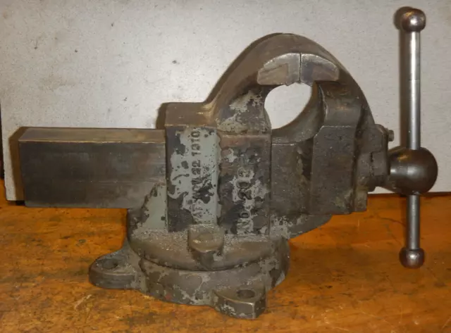 Vintage Chas Parker C. Parker Meriden Ct No. 203 Bench Vise W/ Swivel 1910 Pat.